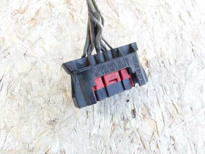 Mercedes Black Red Connector 9 Pole 8 Wire Connector 20854516283